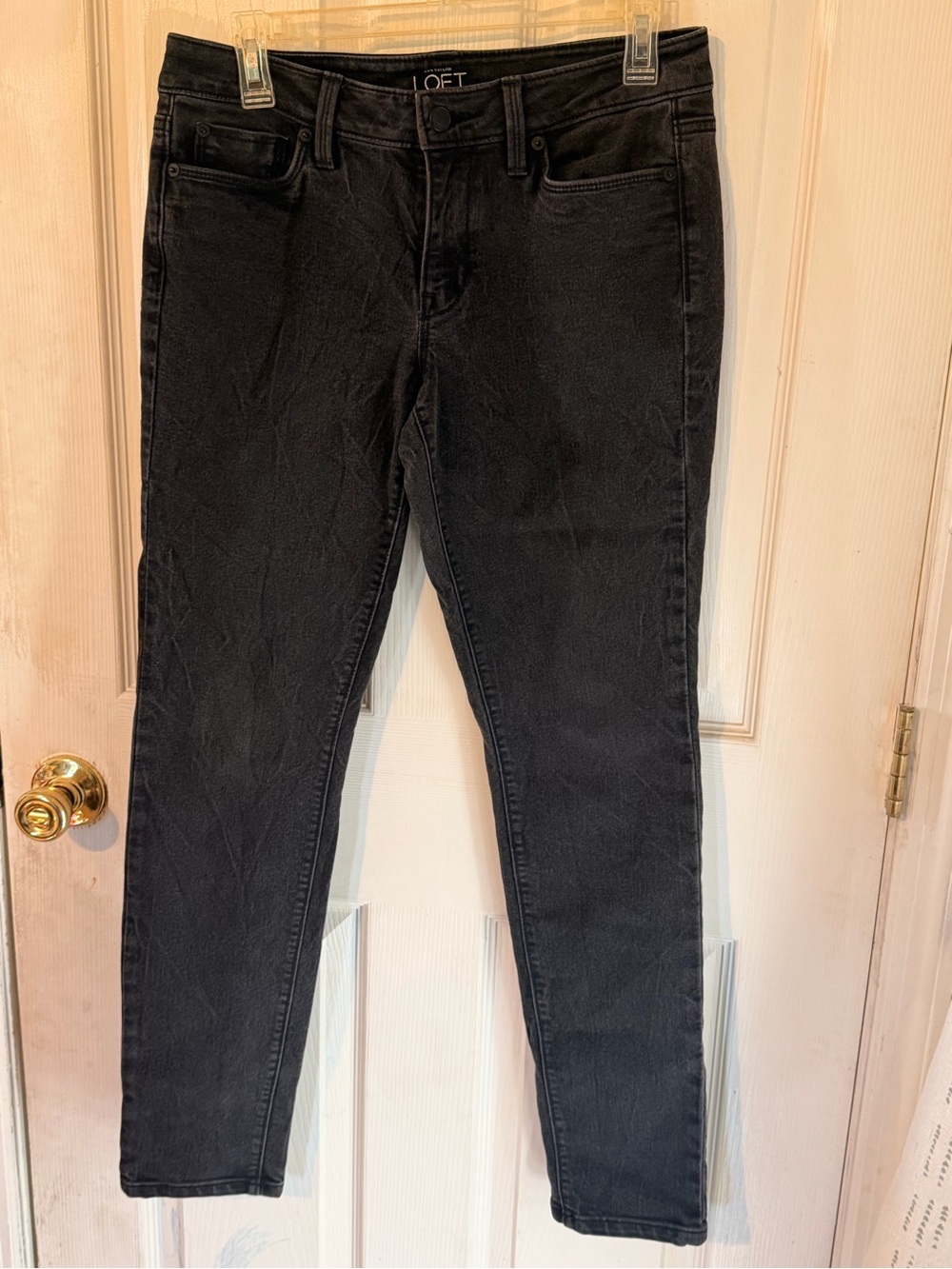 LOFT Ann Taylor Modern Skinny Jeans Faded Black Size 6